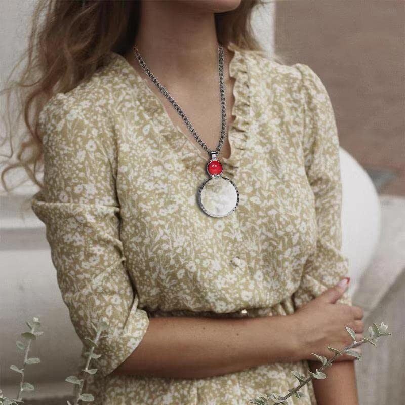 Elegant Magnifier Pendant Necklace